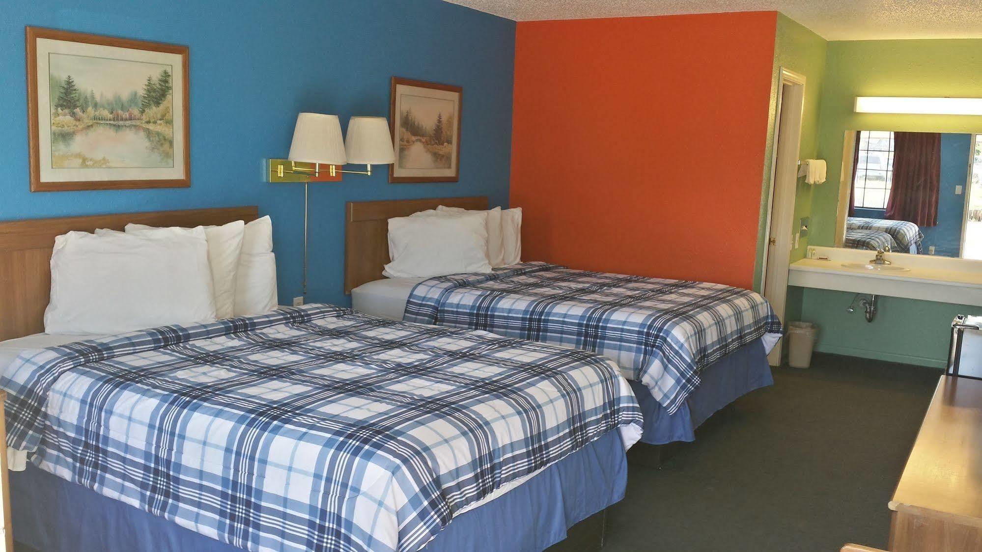 Morning Star Inn Anson Экстерьер фото